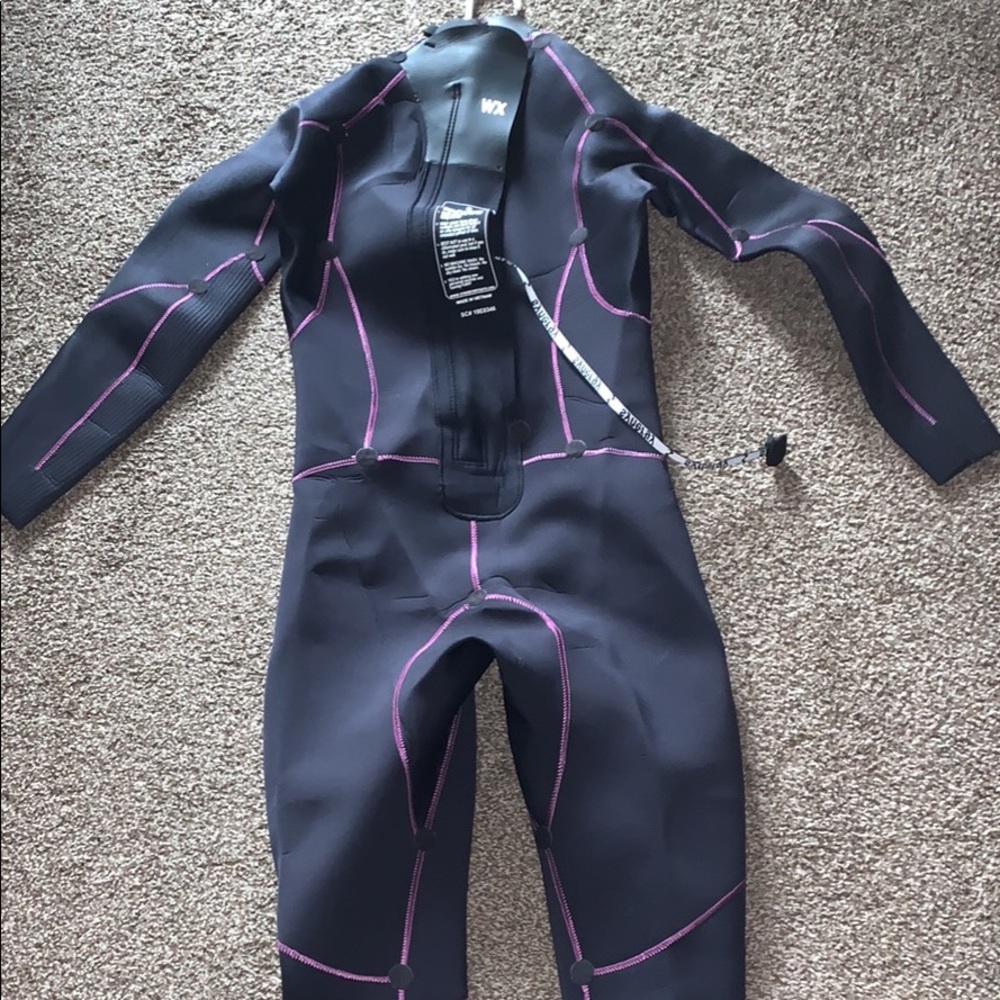Women’s Synergy Volution Wetsuit - Size WX